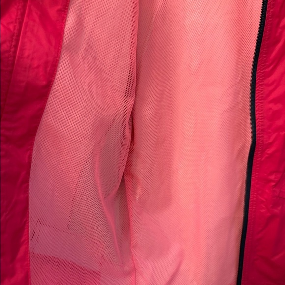 Girl’s The North Face G Zipline Rain Jacket - Picture 8 of 9